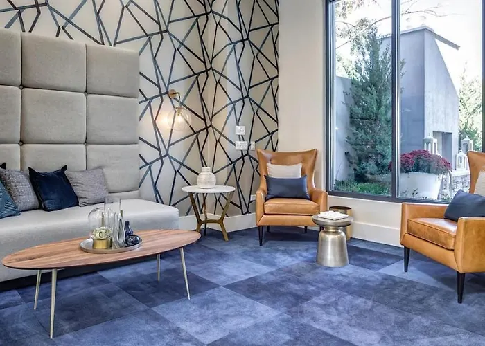 Landing At The Residences At - 1 Bedroom In Downtown Arlington Heights